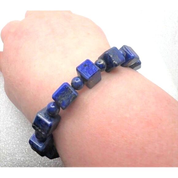 Beautiful Lapis Beaded Bracelet - Picture 3 of 4